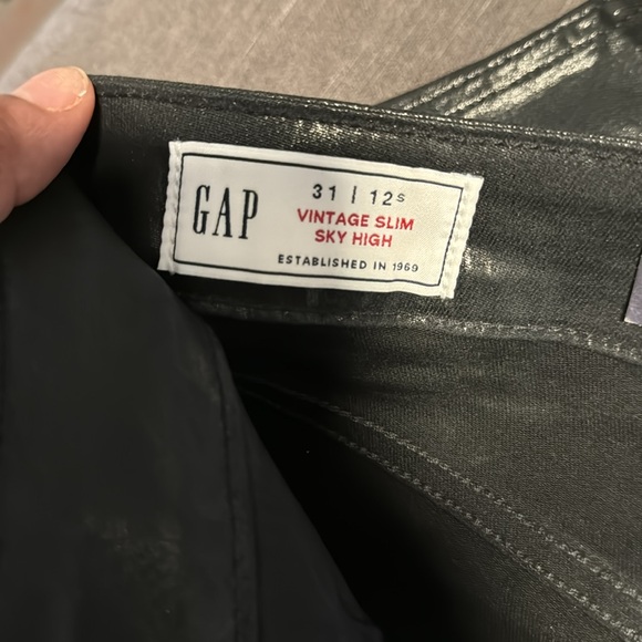GAP Black Sky High Rise Foil Vintage Slim Jeans, size 12 (31) - Picture 4 of 4